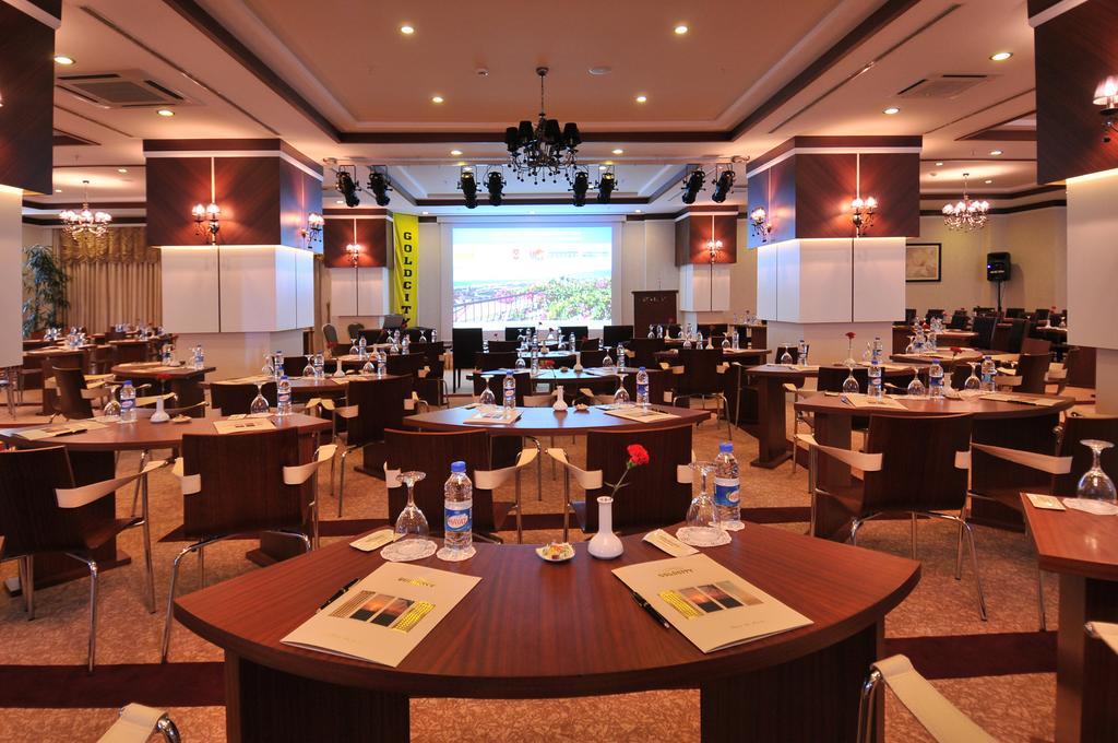 Goldcity Hotel Алания Экстерьер фото