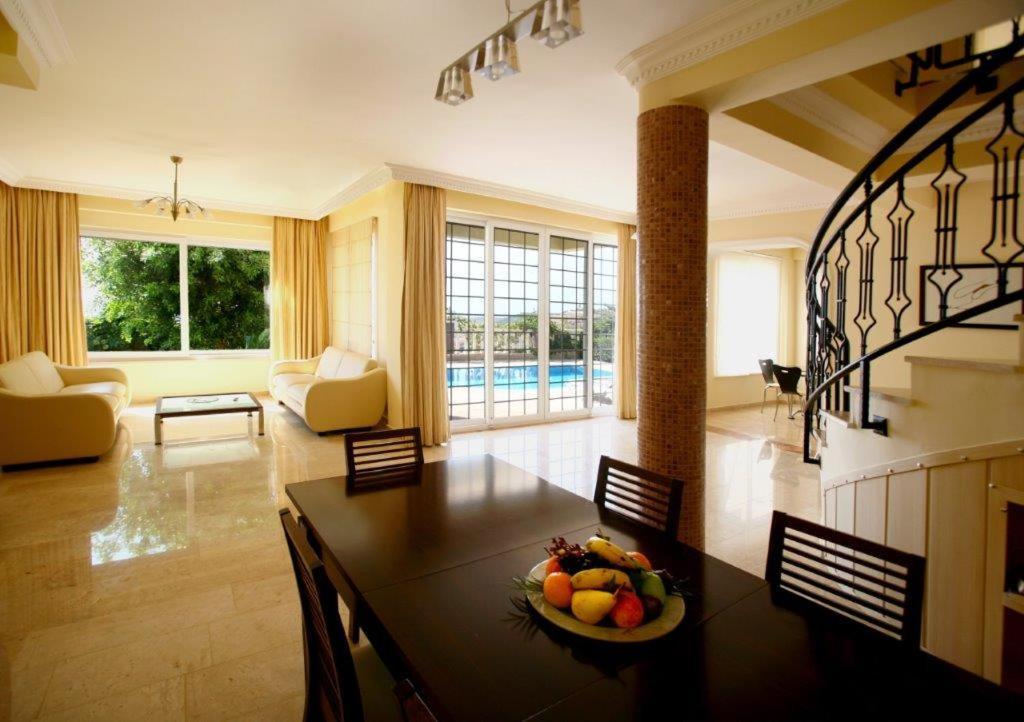 Goldcity Hotel Алания Экстерьер фото