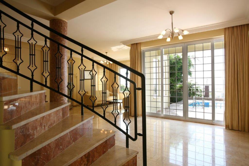 Goldcity Hotel Алания Экстерьер фото